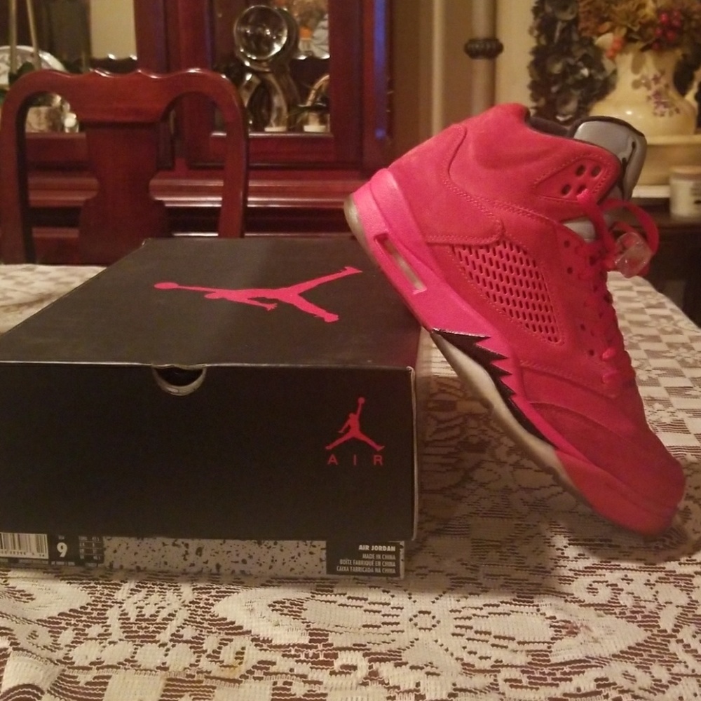 Jordans Red suede 5's